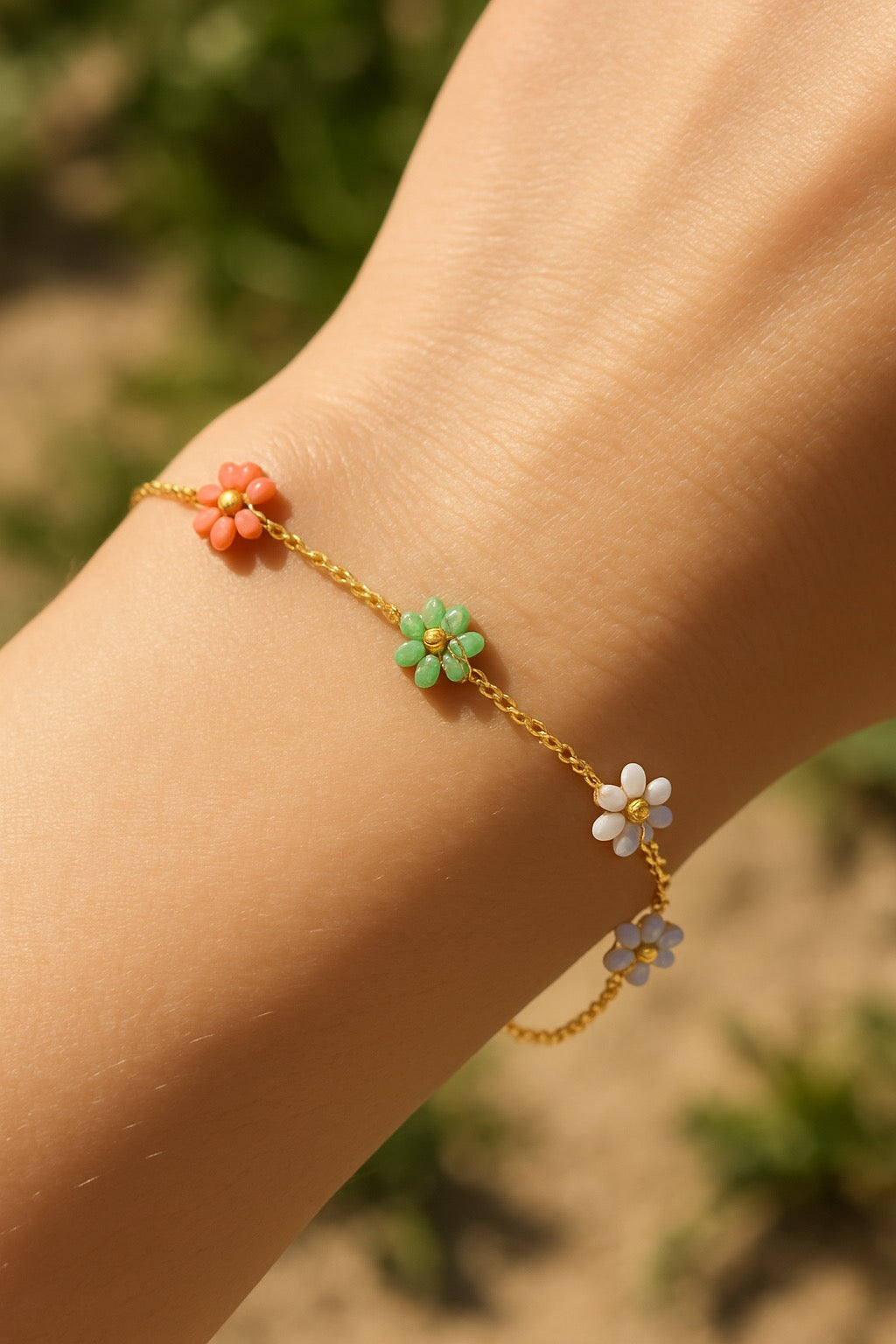 Daisy Charm Flower Bracelet